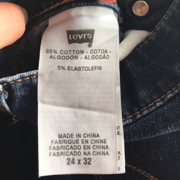 Levi’s Jeans! - Picture 5 of 5